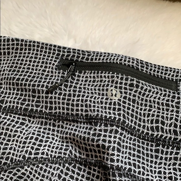 Lululemon leggings - Picture 5 of 6